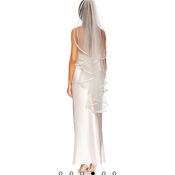 Ofrenda bridal veil main image 4